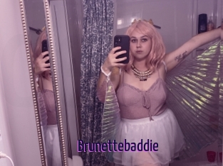 Brunettebaddie