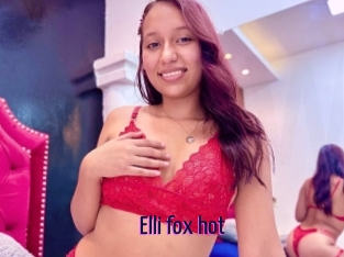 Elli_fox_hot