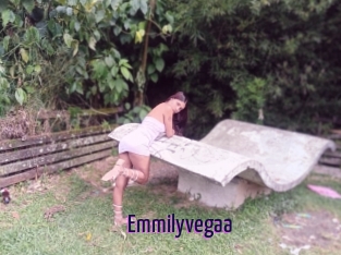 Emmilyvegaa