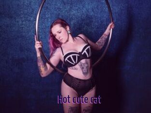 Hot_cute_cat