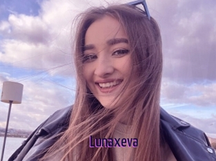 Lunaxeva