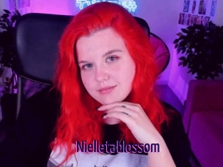 Nielletablossom