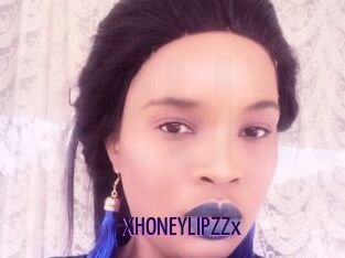 XHONEYLIPZZx